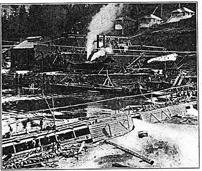 THE DAM DURING CONSTRUCTION.