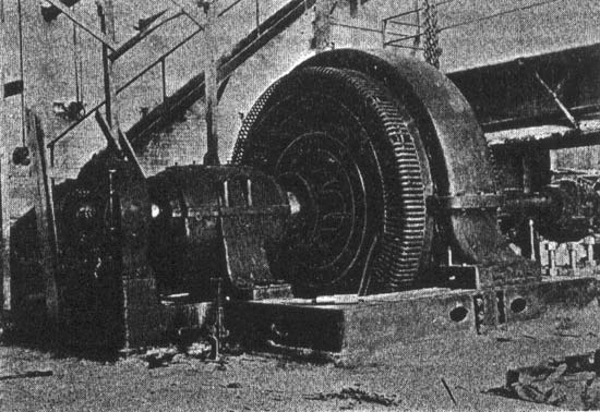 Fig. 5. 3,000-kilowatt Generator in Croton Dam/HYDRO-ELECTRIC POWER DEVELOPMENT ON THE MUSKEGON RIVER (SEE PAGE 21).