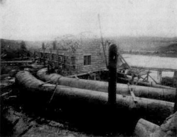 FIG. I.PENSTOCKS, WITH POWER HOUSE PARTIALLY COMPLETED.