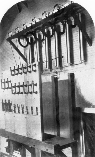 FIGURE 17HIGH POTENTIAL SWITCHBOARD AT SUB-STATION, SHOWING LIGHTNING ARRESTERS AND CHOKE COILS.