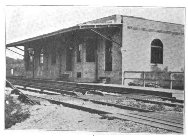 LOMBARD SUB-STATION  \"CLIMAX\" CATTLEGUARD AND CONDUCTOR RAIL TERMINALS IN FOREGROUND.