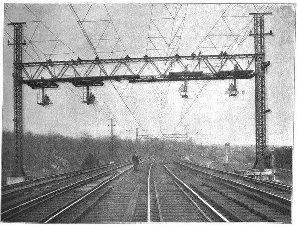 FIG. 2.  ANCHOR BRIDGE NEAR PELHAM STATION, NEW HAVEN RAILROAD