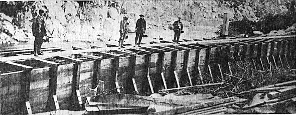 FIG. 6.  SECTION OF TIMBER FLUME CONNECTING TUNNELS 1 AND 2.
